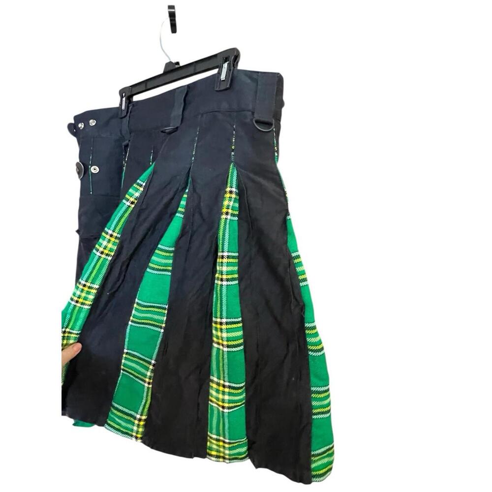 Black Utility Kilt with Green Tartan Pleats‎ Cargo Pockets Adjustable Men’s 42 - Picture 11 of 12